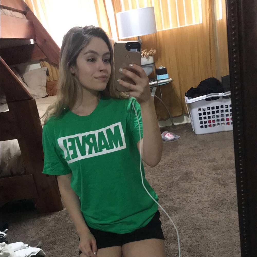 Green marvel logo t shirt